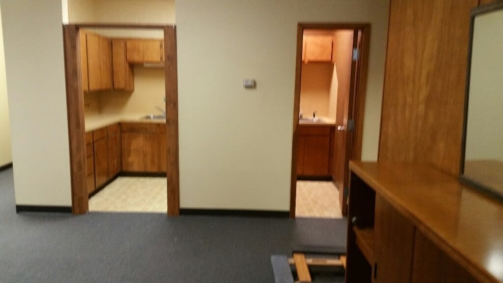 More Photos Of 284 Interstate 45 N, Huntsville Medical For Lease