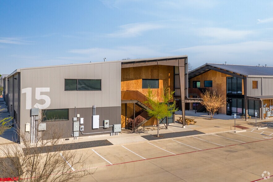 More Photos Of 1023 Springdale Rd, Austin Office For Lease