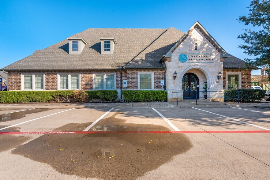 More Photos Of 4833 Medical Center Dr, McKinney Medical For Lease