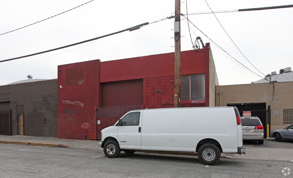 More Photos Of 154 W 21st St, Los Angeles Manufacturing For Sale