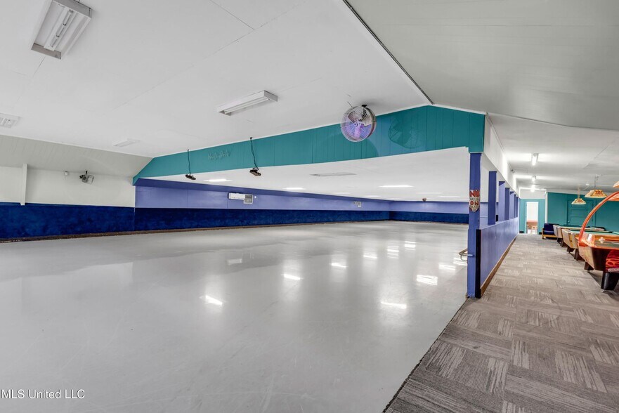 More Photos Of 6238 MS-198, Lucedale Specialty For Sale