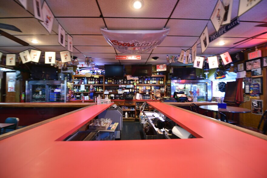 More Photos Of 1600 Hamilton Ave, Hamilton Storefront Retail Residential For Sale