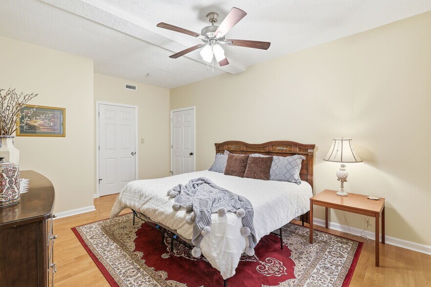 More Photos Of 1644 Broadstone Rd, Banner Elk General Retail For Sale