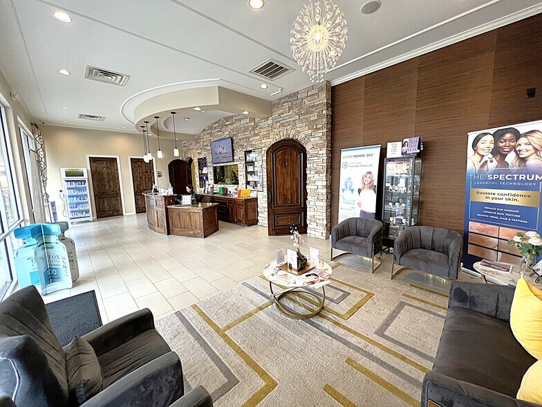 More Photos Of 440 Rayford Rd, Spring Unknown For Lease