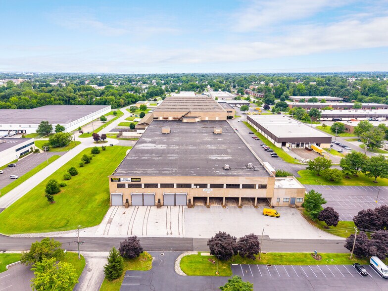 More Photos Of 2000-2009 Elmwood Ave, Sharon Hill Warehouse For Lease