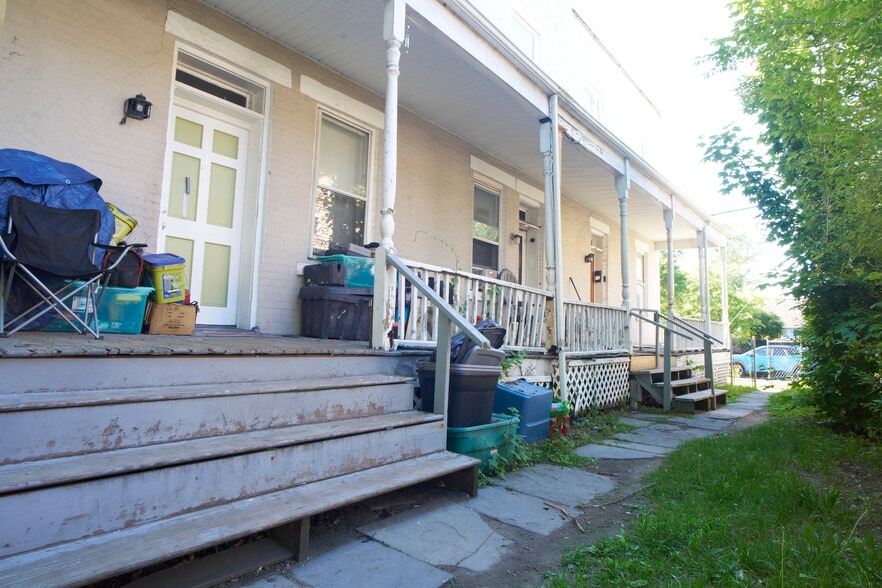 More Photos Of 86-90 Pine St, Kingston Apartments For Sale