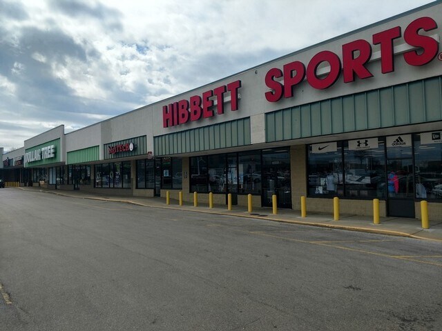 More Photos Of 3685-3721 Hickory Hill Rd, Memphis Storefront For Lease