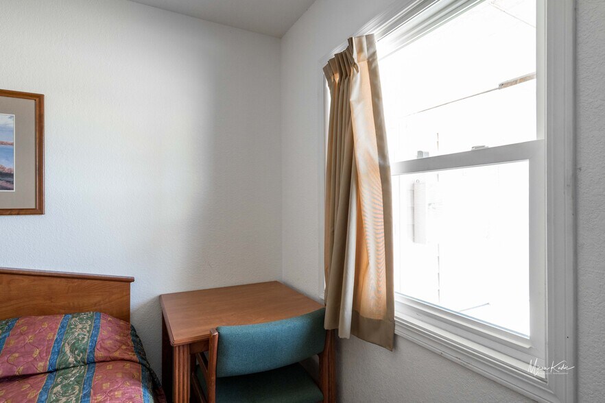 More Photos Of 203 SW 7th St, Stuart Hotel For Sale