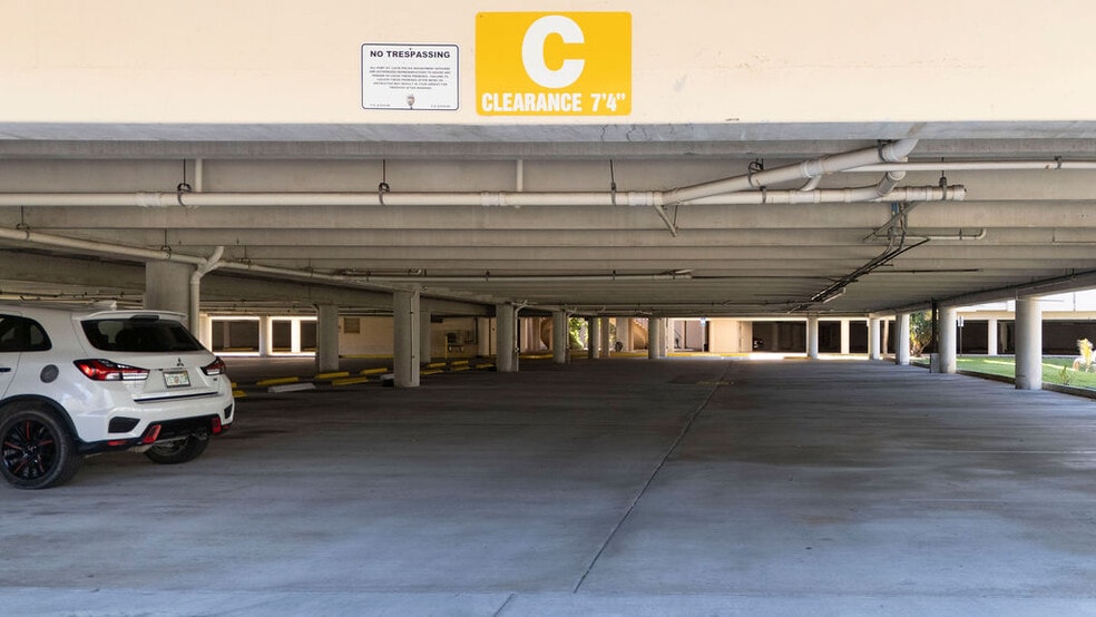 More Photos Of 1801 SE Hillmoor Dr, Port Saint Lucie Medical For Lease