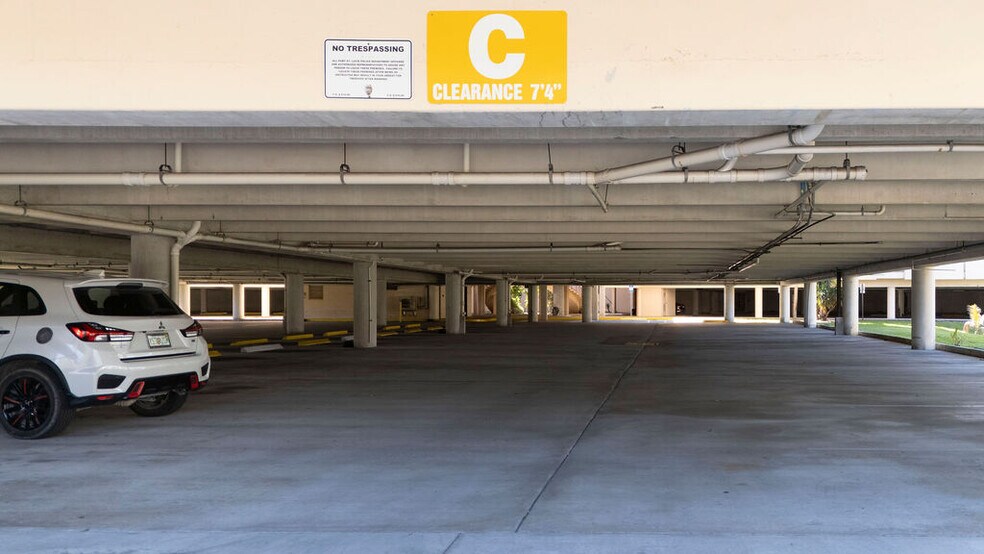 More Photos Of 1801 SE Hillmoor Dr, Port Saint Lucie Medical For Lease