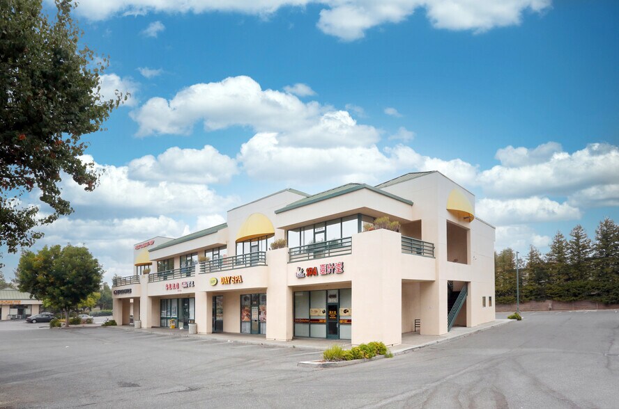 More Photos Of 1072 S De Anza Blvd, San Jose Storefront Retail Office For Lease