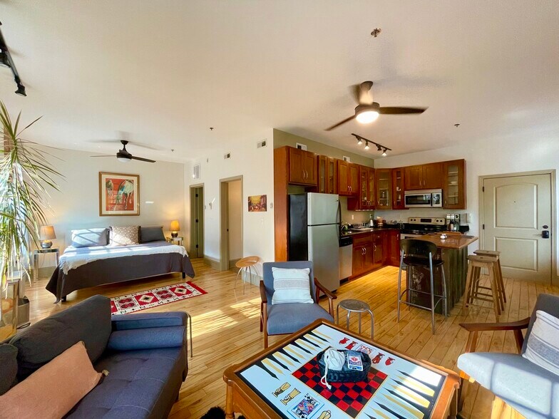 More Photos Of 5 Walnut St, Asheville Apartments For Sale
