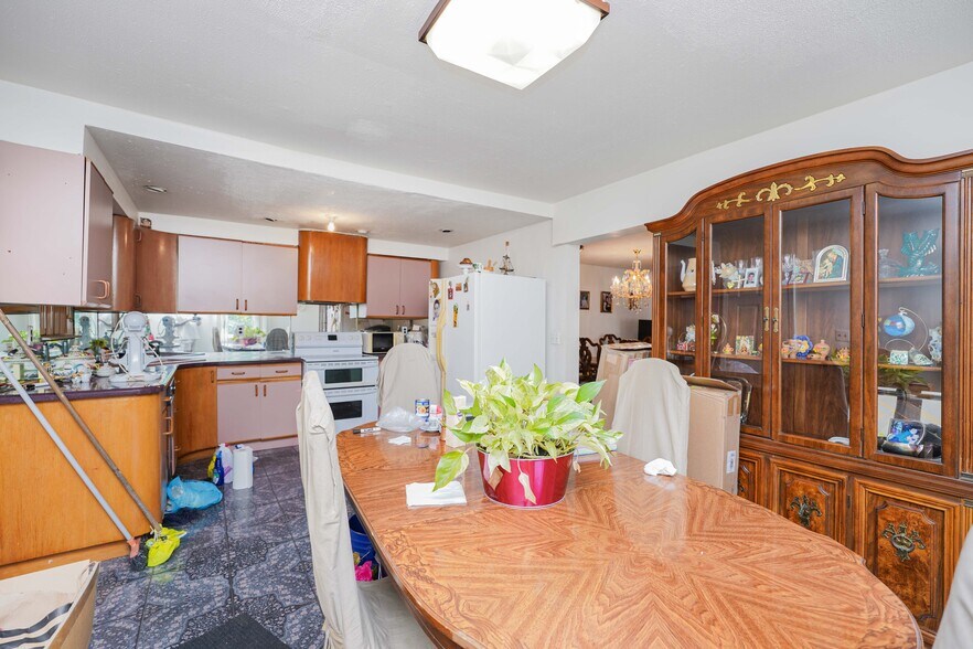 More Photos Of 2594 50th St, Woodside Land For Sale