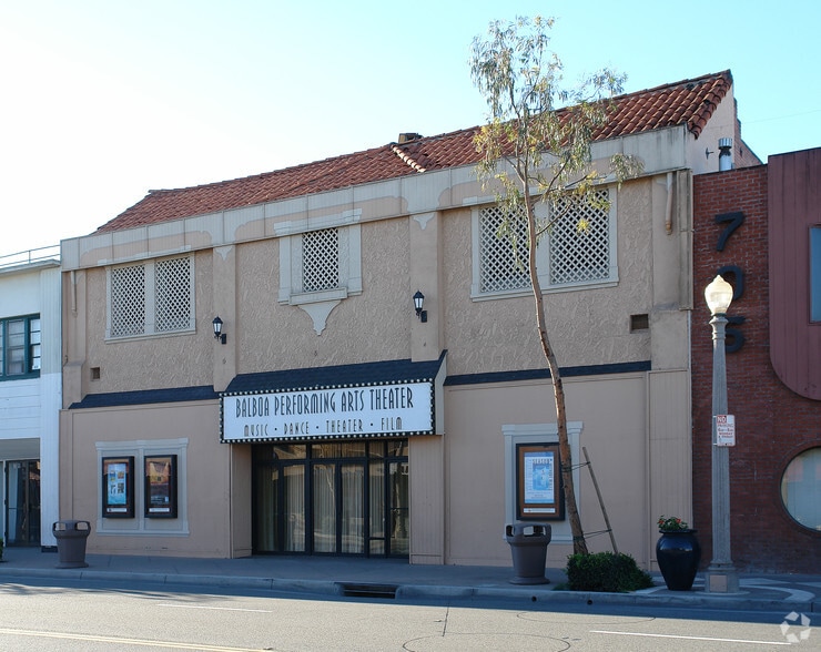 More Photos Of 707 E Balboa Blvd, Newport Beach Movie Theatre For Sale