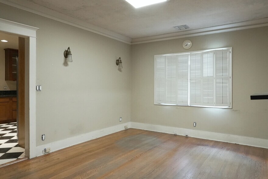 More Photos Of 1201 Temple St, Los Angeles Flex For Lease