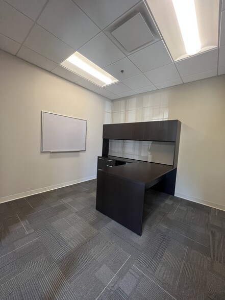 More Photos Of 1499 Post Rd, Fairfield Storefront For Lease