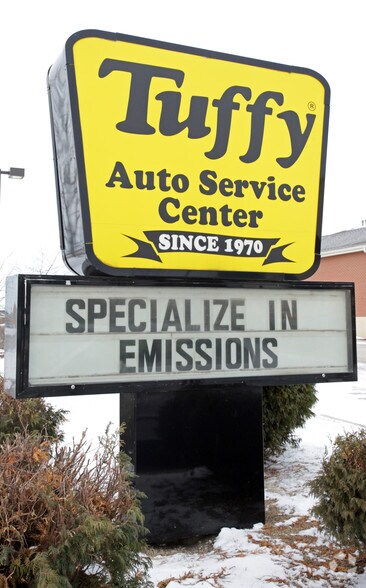 More Photos Of 23846 W 135th St, Plainfield Auto Repair For Sale