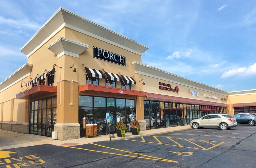 More Photos Of 3001-3061 N Perryville Rd, Rockford Unknown For Lease