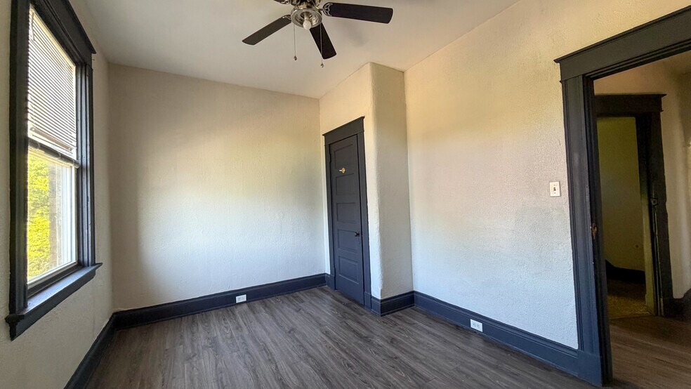 More Photos Of 278 Helen St, Cincinnati Apartments For Sale
