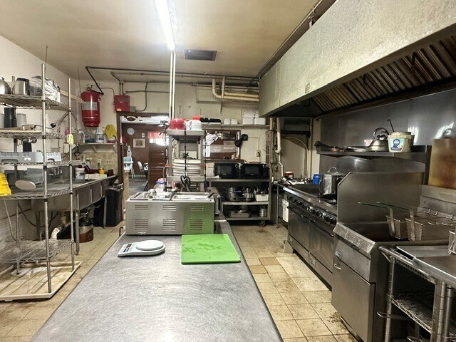 More Photos Of 218 Main St, Beemer Restaurant For Sale