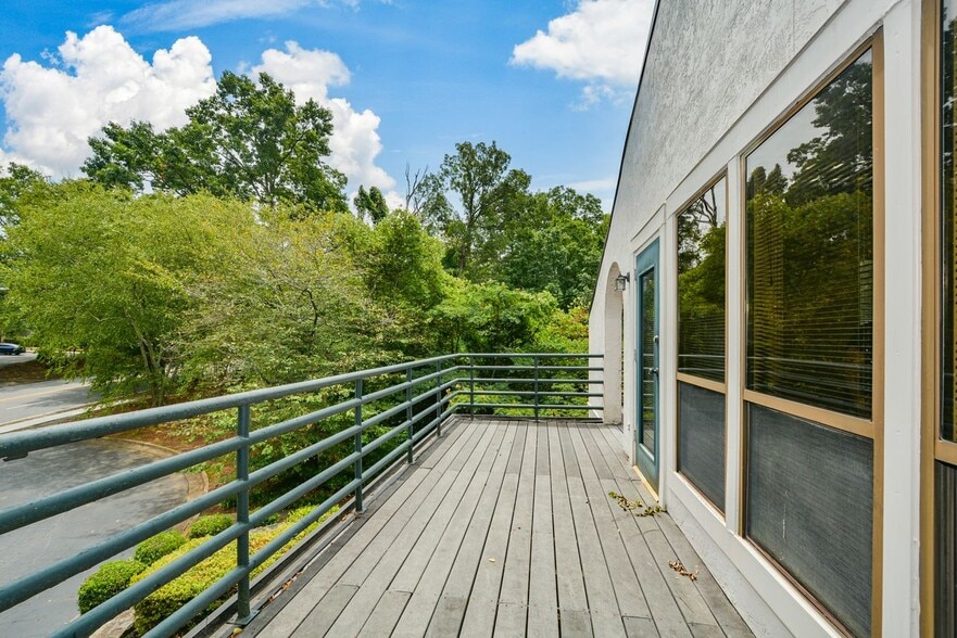 More Photos Of 1820 The Exchange SE, Atlanta Office For Sale
