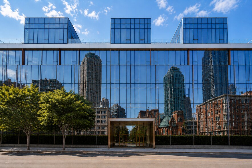 More Photos Of 1150 45th Rd, Long Island City General Retail For Lease