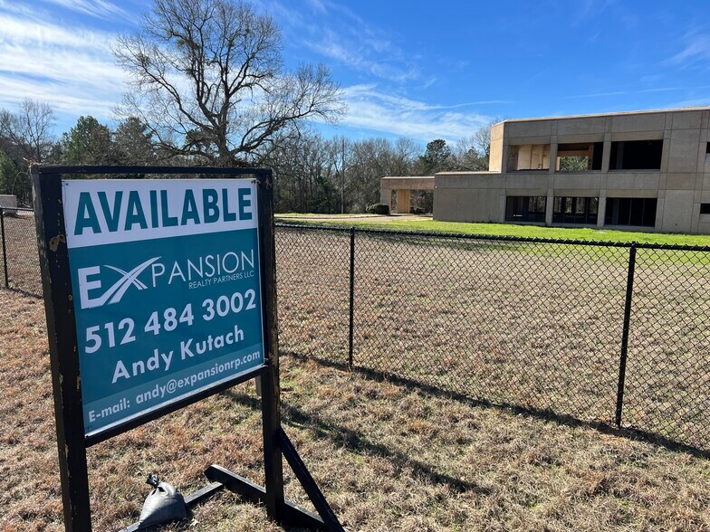 More Photos Of 815 E State Highway 204, Jacksonville Medical For Sale