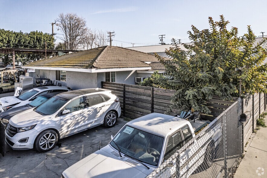 More Photos Of 2035 W 15th St, Long Beach Office For Sale