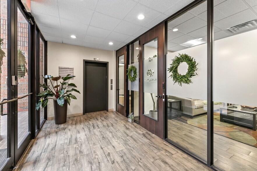 More Photos Of 14500 San Pedro Ave, San Antonio Office For Lease