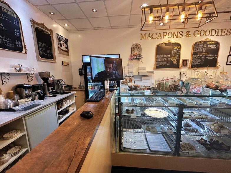 More Photos Of 9404-9412 137 Ave NW, Edmonton Freestanding For Sale