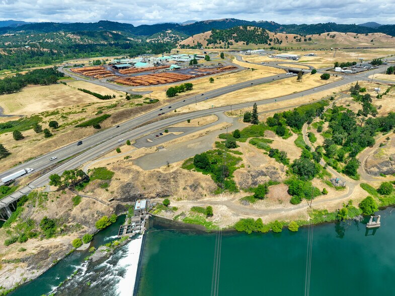 More Photos Of 0 OLD HIGHWAY 99, Roseburg Land For Sale