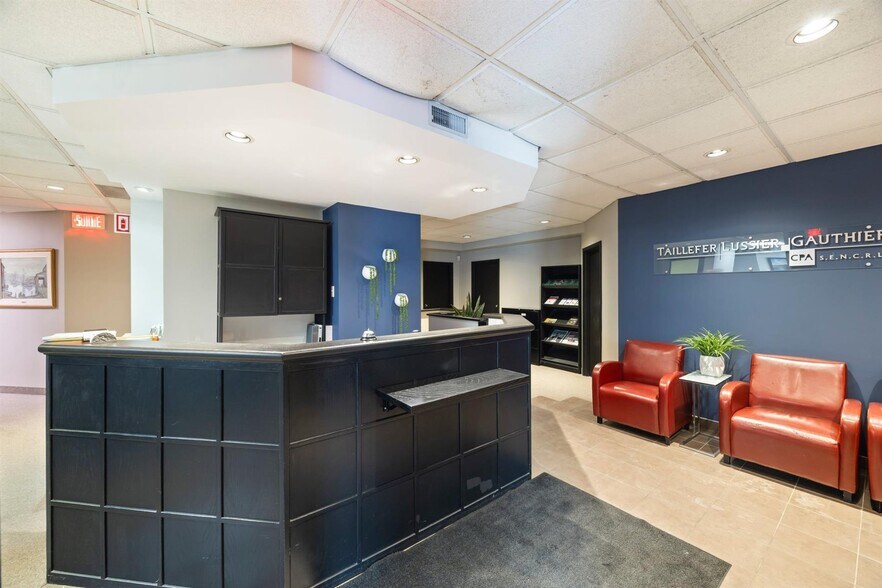 More Photos Of 4150 Boul Saint-Martin O, Laval Coworking Space