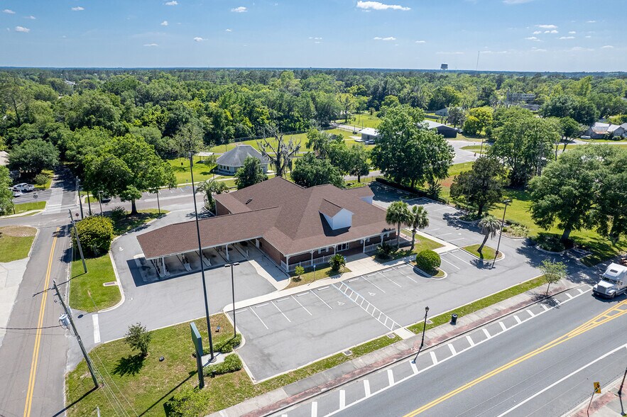 More Photos Of 300 W Main St, Lake Butler Storefront Retail Office For Sale