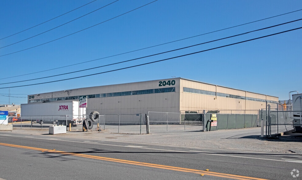 More Photos Of 2040 S 7th St, San Jose Warehouse For Lease