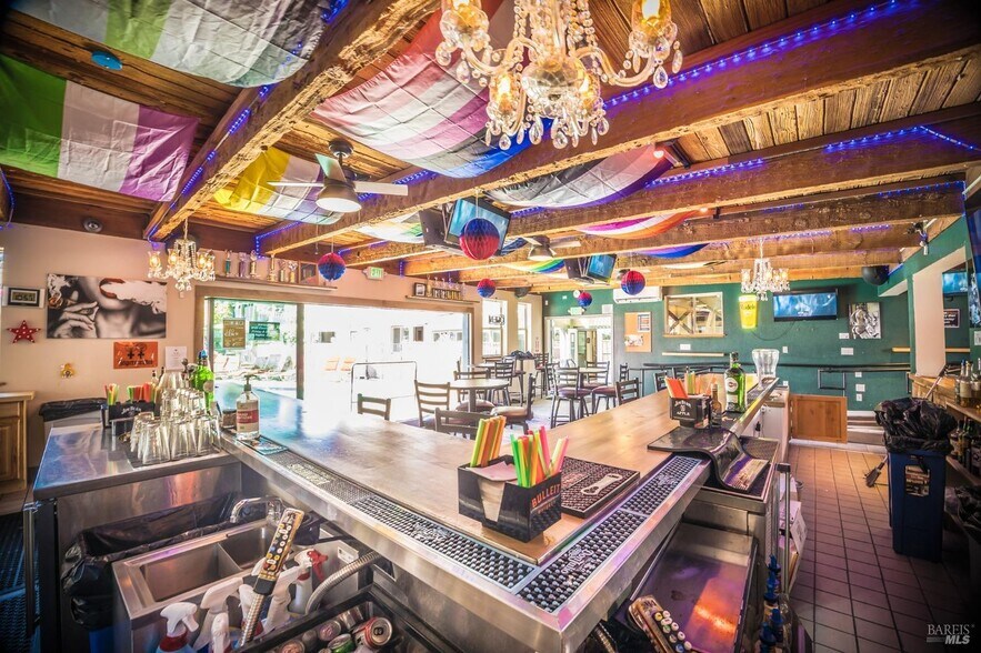 More Photos Of 16390 4th St, Guerneville Hotel For Sale