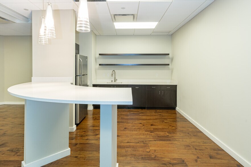 More Photos Of 12 Water St, White Plains Office For Lease