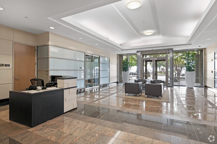 More Photos Of 7301 N State Highway 161, Irving Office For Lease
