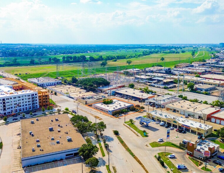 More Photos Of 801 Core St, Dallas Freestanding For Sale