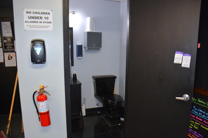 More Photos Of 43 County Road 17, Enterprise Showroom For Sale