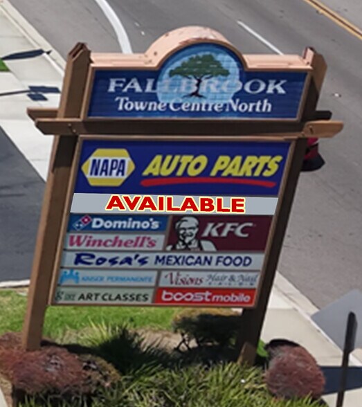 More Photos Of 1075-1079 S Mission Rd, Fallbrook Unknown For Lease