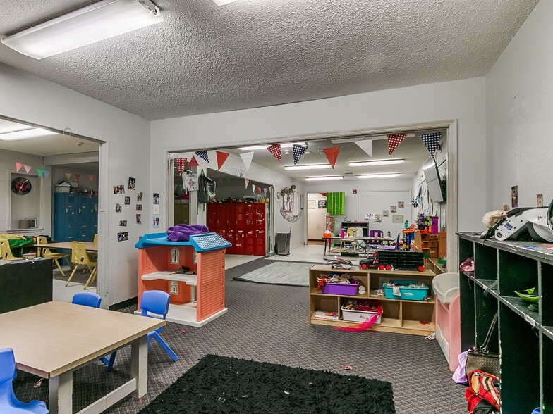 More Photos Of 809 SW 4th St, Moore Religious Facility For Sale
