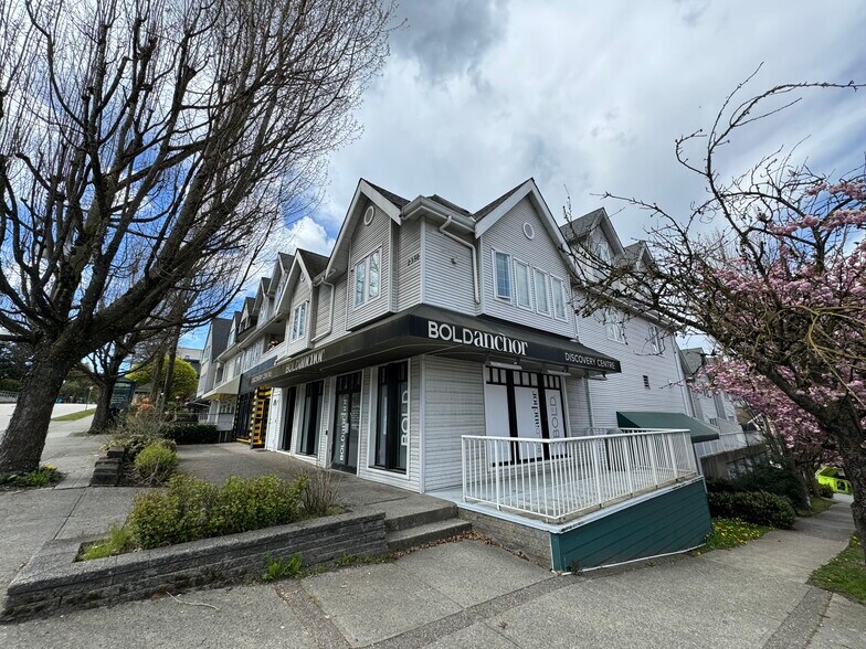 More Photos Of 2340-2350 St. Johns St, Port Moody Storefront Retail Residential For Lease