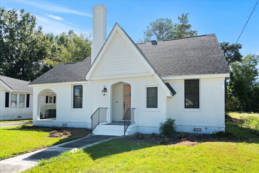 More Photos Of 910 W Evans St, Florence Office For Sale