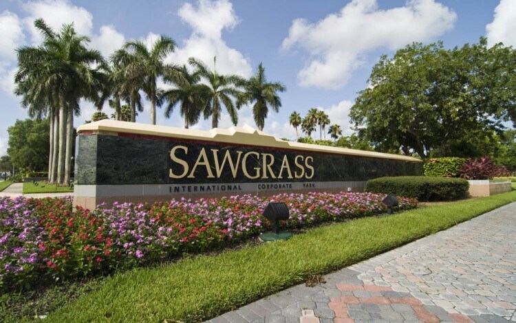 More Photos Of 555-599 Sawgrass Corporate Pky, Sunrise Light Manufacturing For Lease