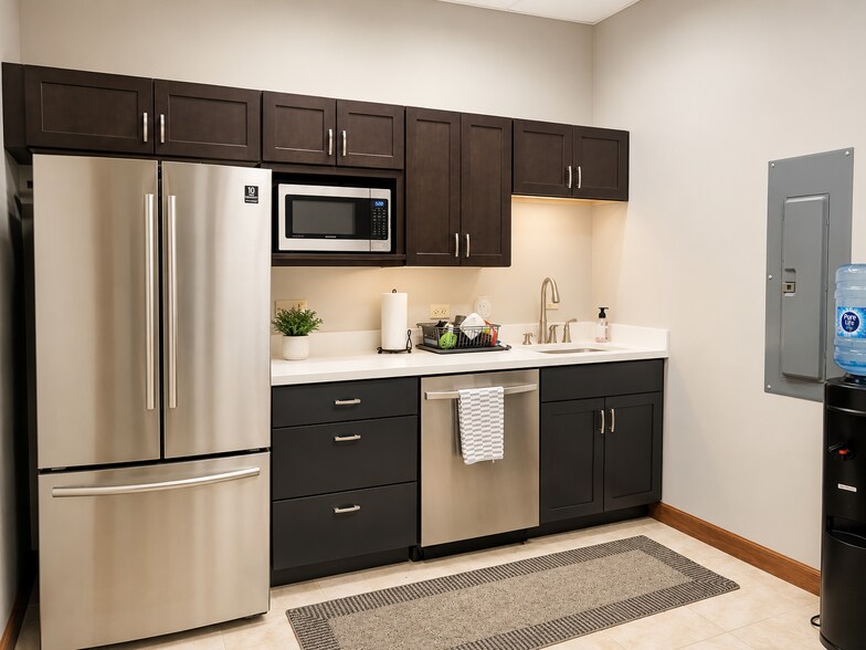 More Photos Of 20635 Abbey Woods Ct N, Frankfort Loft Creative Space For Sale