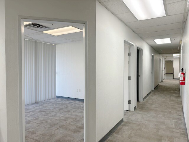 More Photos Of 1929 W Lone Cactus Dr, Phoenix Light Distribution For Sale