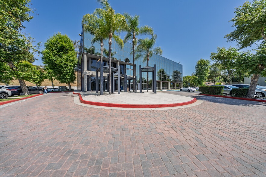 More Photos Of 556 N Diamond Bar Blvd, Diamond Bar Office For Lease