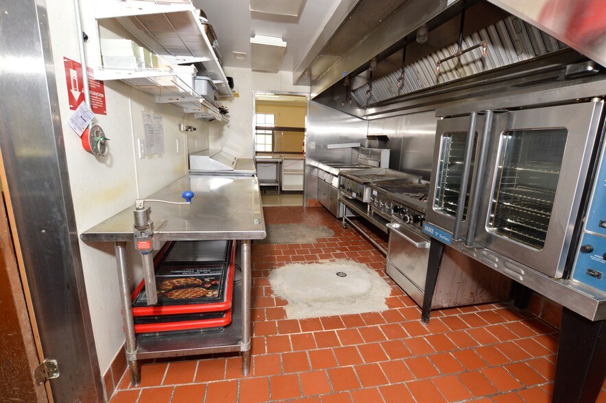 More Photos Of 356 Highway 54, Montevallo Restaurant For Sale