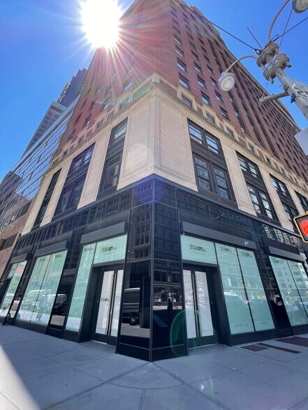More Photos Of 250 W 57th St, New York Office For Lease