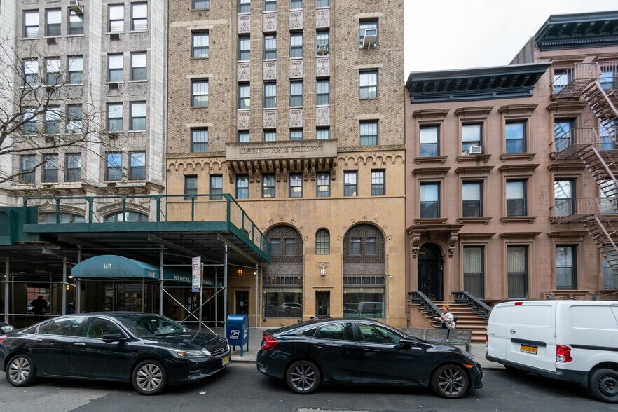 More Photos Of 142-144 Joralemon St, Brooklyn Medical For Sale